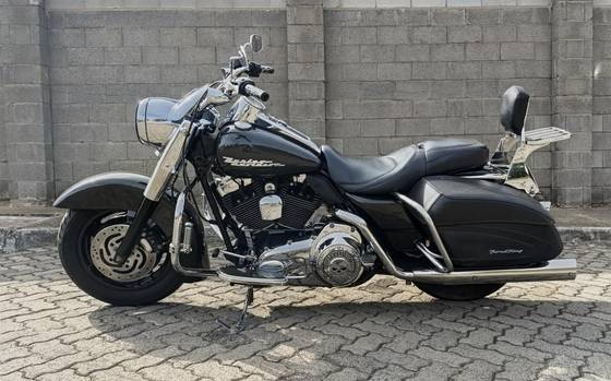 HARLEY-DAVIDSON ROAD KING CUSTOM HARLEY-DAVIDSON ROAD KING CUSTOM